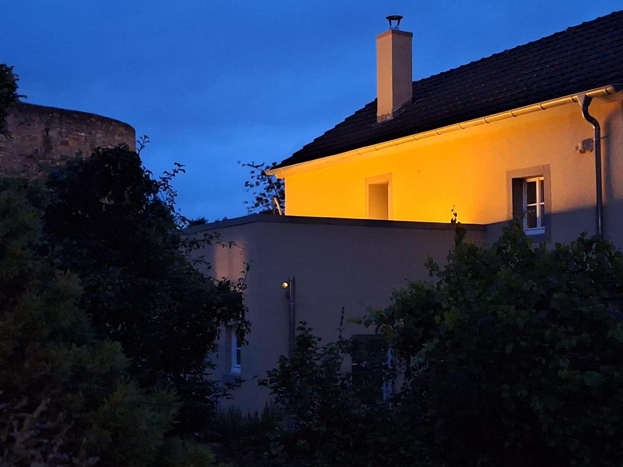 Denkmalgeschuetztes Ferienhaus In Der Suedeifel - Ferienhaus Hazen Bettingen Buitenkant foto